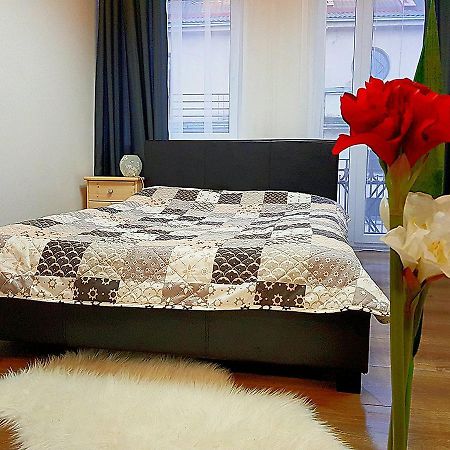 Dp Art 4 Old Town Self Check In Apartment Kaunas Ngoại thất bức ảnh